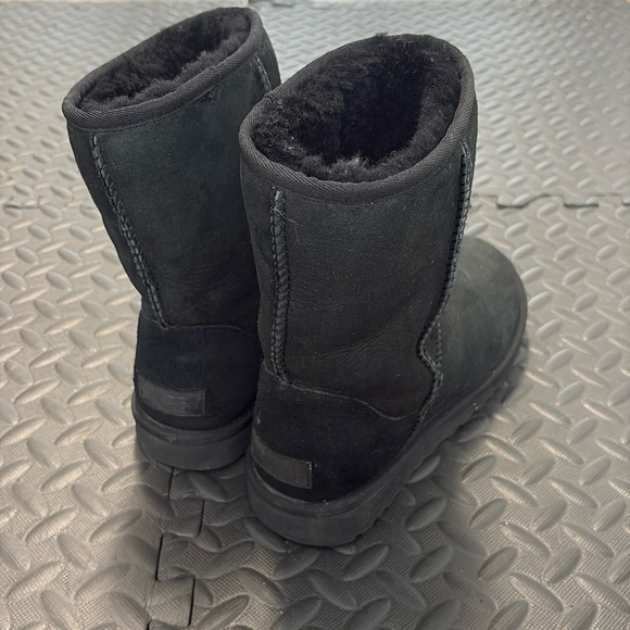 UGG Women’s Genuine Sheepskin Boots size 8 - Picture 6 of 10